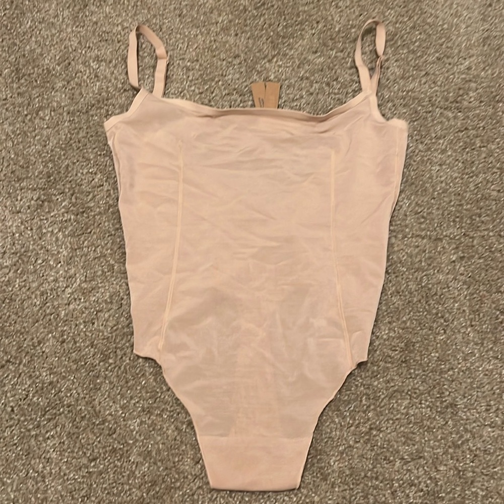 NWT Skims‎ Large Sheer Thong Bodysuit